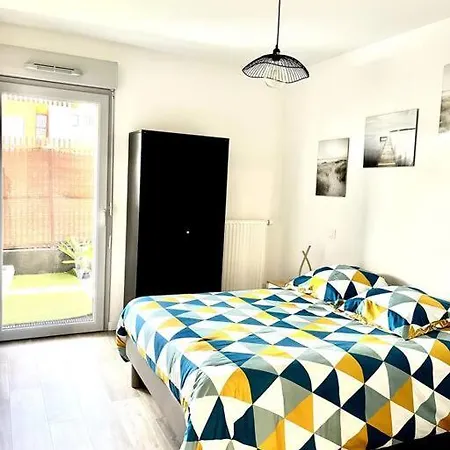 Appartement Cosy Avec Patio La Rochelle (Charente-Maritime)